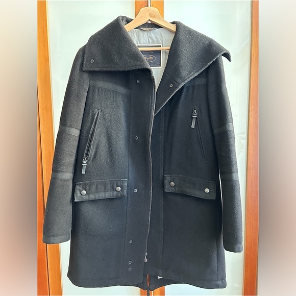 Zara navy over coat with faux shearling collar - Picture 2 of 7